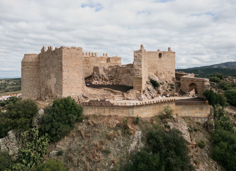 Castillo de Marmionda, Spain